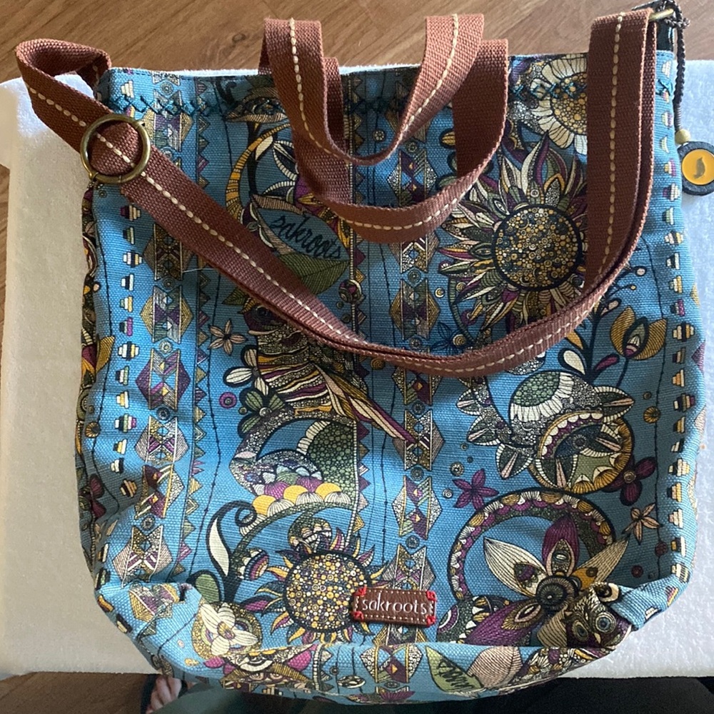 SAKROOTS TOTE BAG